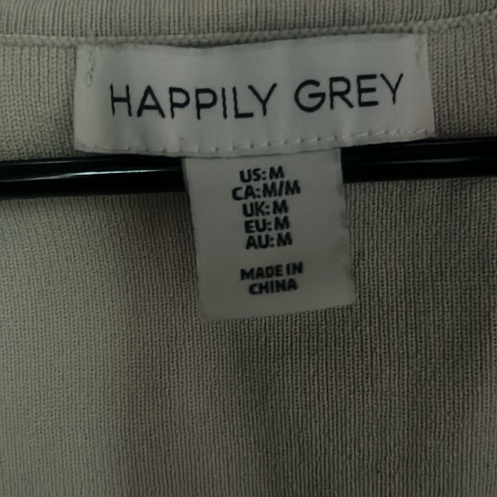Size M - Picture 2 of 5